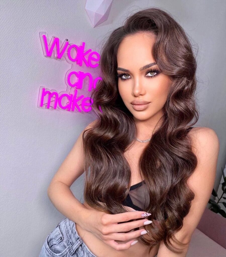 Девушка эскорт