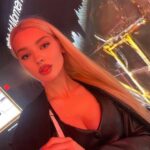 Девушка на час