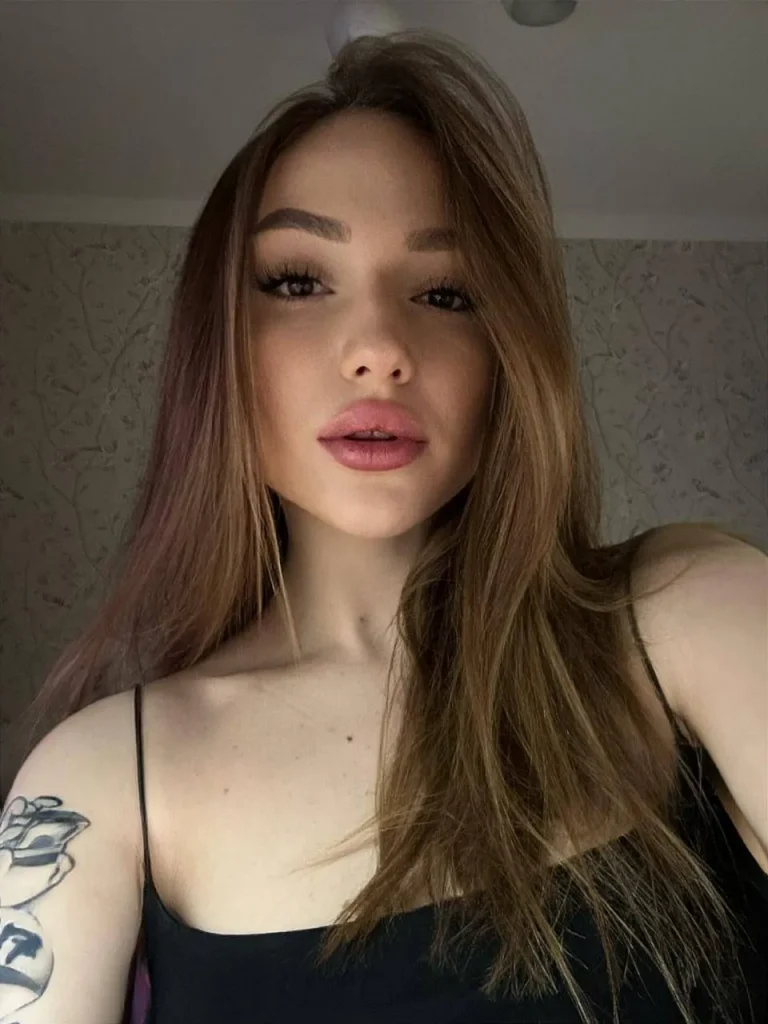 Московская эскортница