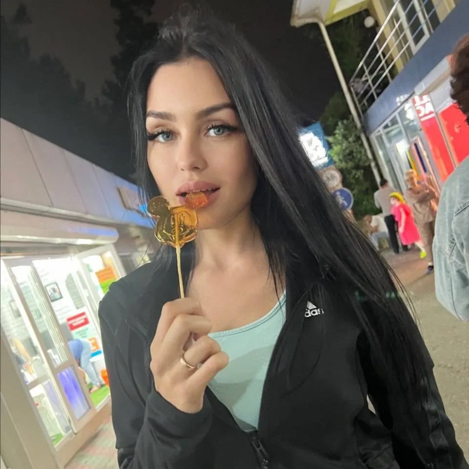 Девушка эскорт