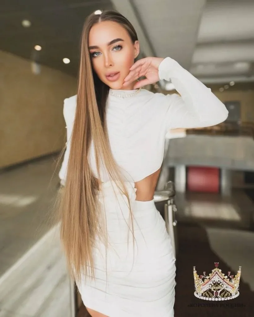 Эскорт-модель