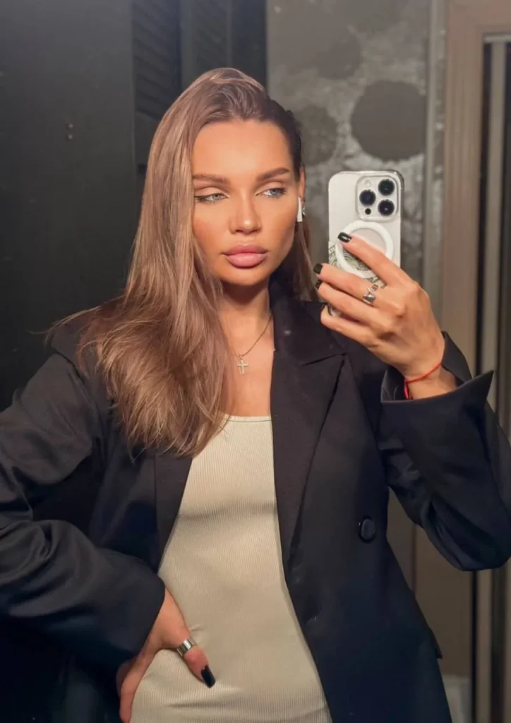 Девушка эскорт