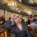 Эскортница