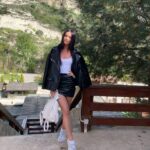 Эскорт-модель