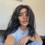 Девушка на час